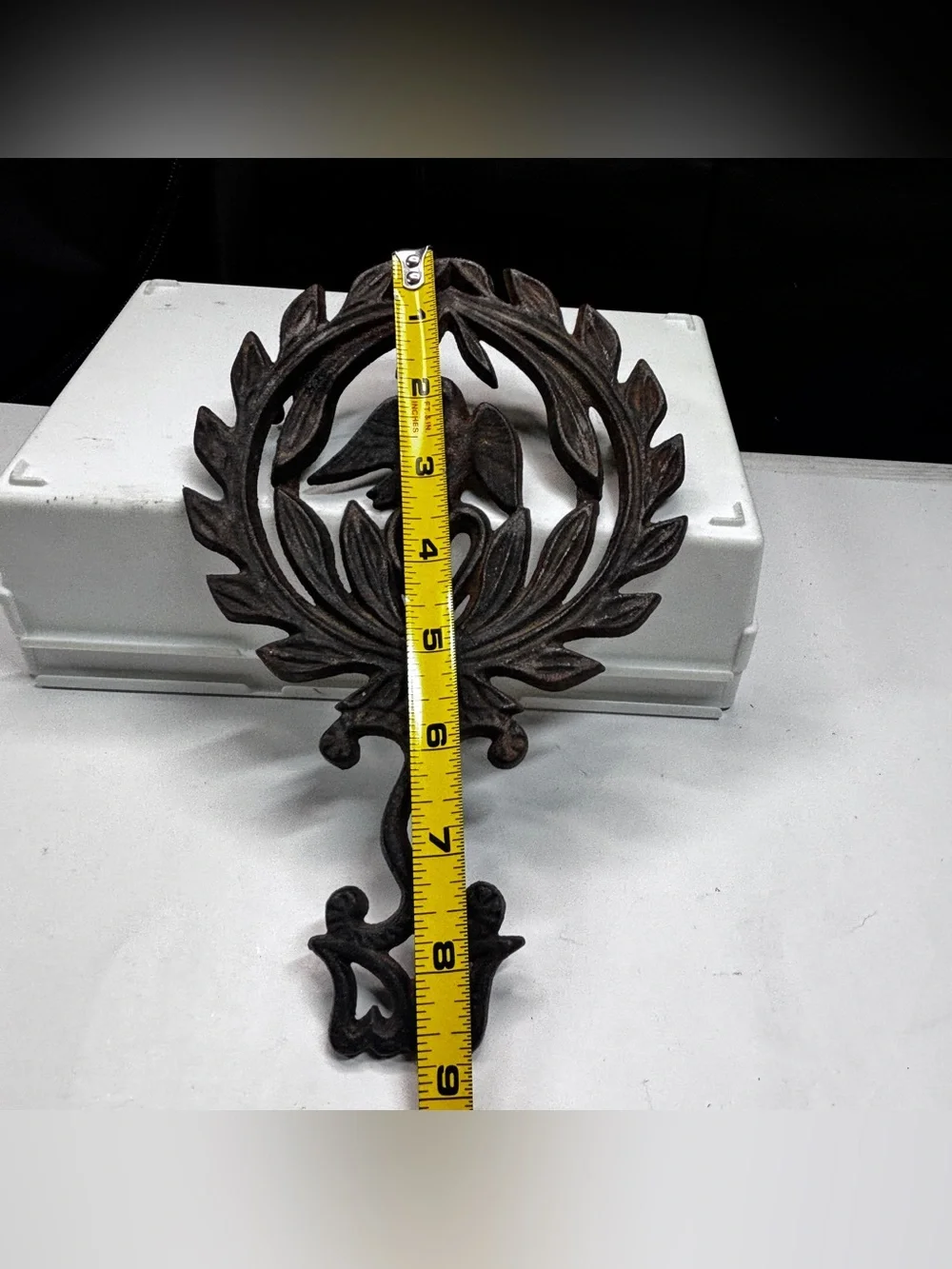 Vintage 1949 J.Z.H. Cast Iron Trivet Eagle & Heart Wreath Americana heart - Picture 9 of 10